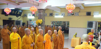 Phường Phú Định: Chư hành giả An cư khu vực quận 8 (cũ) tác pháp Tự tứ tại chùa Long Hoa