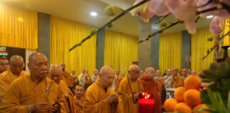 Trang nghiêm lễ nhập kim quan cố Trưởng lão Hoà thượng Thích Thiện Tánh
