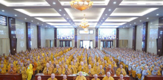 【TUẦN HUÂN TU PL.2569】Trưởng lão Hòa thượng Thích Thiện Nhơn sách tấn gần 1.000 hành giả tại Việt Nam Quốc Tự