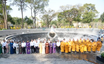 Phật giáo TP.HCM lễ tưởng niệm nạn nhân Covid-19 tại Công viên số 1 Lý Thái Tổ