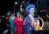 TP.HCM thiêng liêng đêm cung rước kim thân Đức Phật sơ sinh