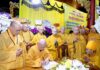 Ban Thường trực Ban Trị sự GHPGVN Thành phố kính viếng Giác linh Trưởng lão Hòa thượng Thích Huệ Thông
