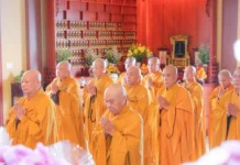 Ban Trị sự GHPGVN TP.HCM dâng hương tưởng niệm Trưởng lão Hòa thượng Thích Minh Cảnh